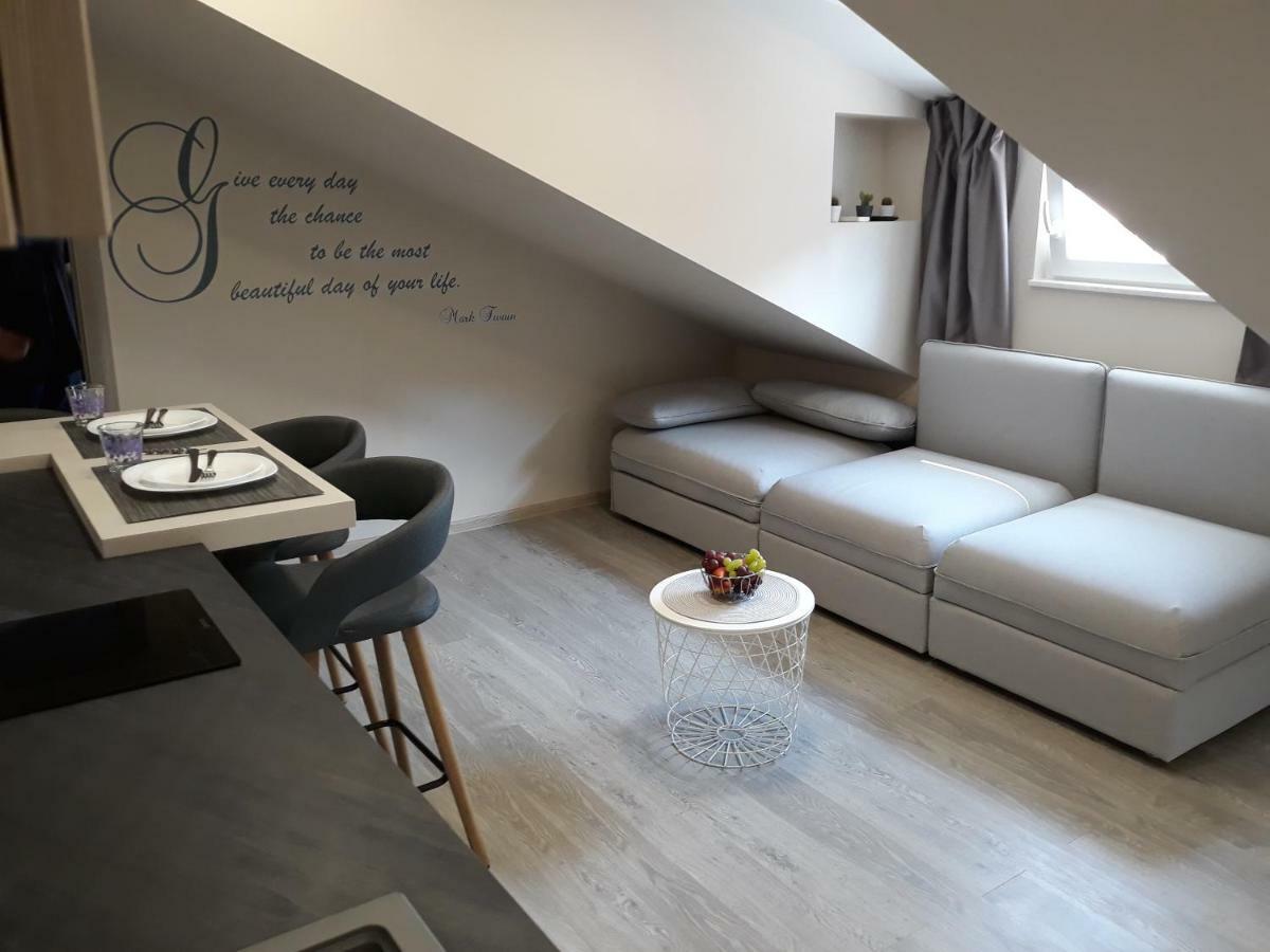 Center Apartment Dalu Pula Ngoại thất bức ảnh